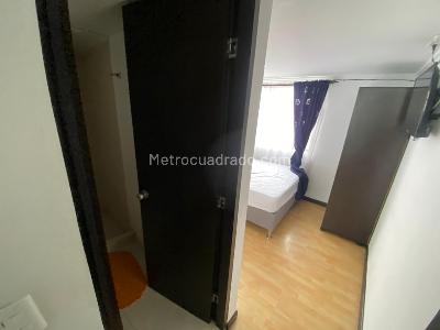 Casa de 5 alcobas en venta en La Estradita, Bogotá, 361 m² · foto 7 de 17