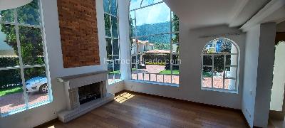 Casa de 5 alcobas en venta en Guarigua, Cajicá, 482 m² · foto 2 de 20