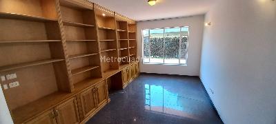 Casa de 5 alcobas en venta en Guarigua, Cajicá, 482 m² · foto 7 de 20