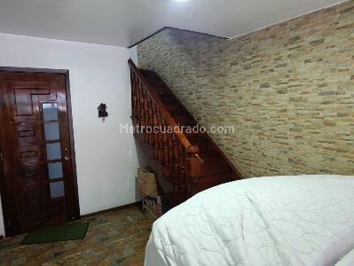 Casa de 5 alcobas en venta en Modelo Norte, Bogotá, 294 m² · foto 5 de 20