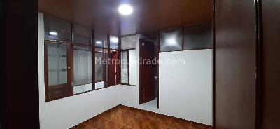Casa de 5 alcobas en venta en Betania, Bogotá, 289 m² · foto 7 de 20