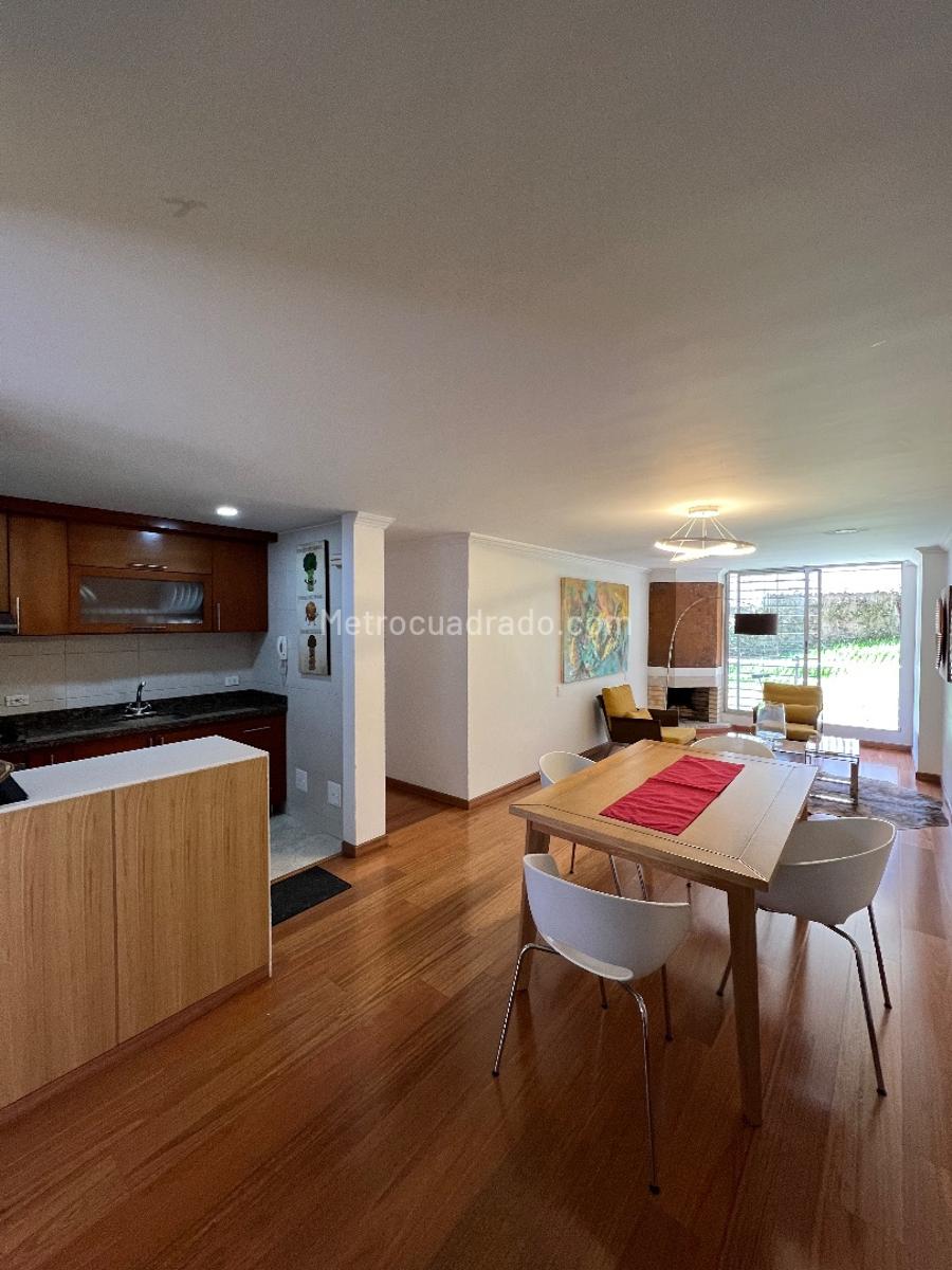 Apartamento en Arriendo  CERROS SUBA