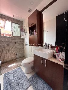 Apartamento en venta en Los Rosales, Bogotá · foto 17 de 19