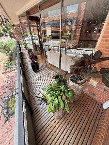 Apartamento en venta en Los Rosales, Bogotá · foto 8 de 19