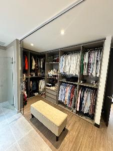 Apartamento de 3 alcobas en venta en Santa Paula, Bogotá, 320 m² · foto 18 de 19
