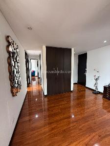 Apartamento de 3 alcobas en venta en Santa Barbara Occidental, Bogotá, 165 m² · foto 10 de 20
