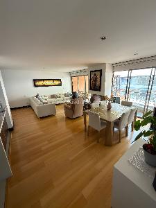 Apartamento de 4 alcobas en venta en Reserva De La Sierra, Bogotá, 181 m² · foto 3 de 19