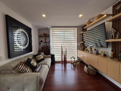 Casa de 4 alcobas en venta en Pinares De Chia, Chía, 190 m² · foto 2 de 20