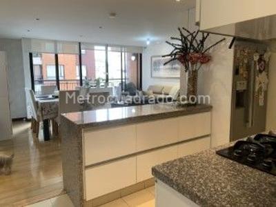Apartamento de 3 alcobas en venta en Cedritos, Bogotá, 122 m² · foto 13 de 20