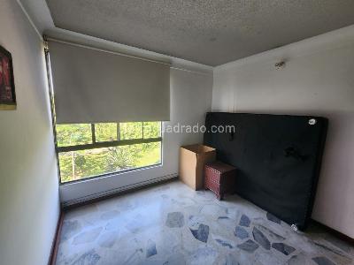 Apartamento en venta en La Flora, Cali · foto 10 de 19