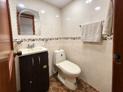 Apartamento en venta en La Flora, Cali · foto 8 de 19