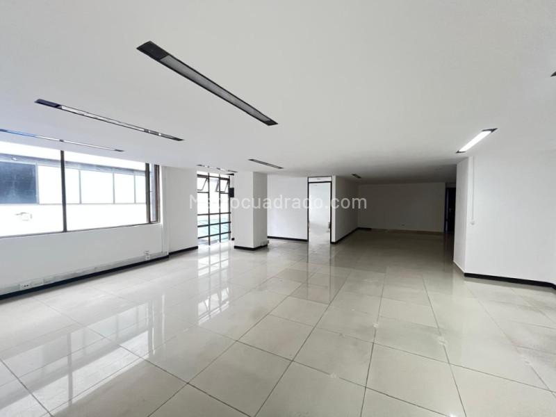 Consultorio en Arriendo, Santa Barbara Central, Bogotá D.C. – další