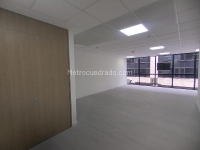 Office for rent in Chico Norte, Bogotá
