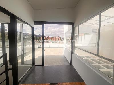 Casa de 5 alcobas en arriendo en Estoril, Bogotá, 434 m² · foto 2 de 20
