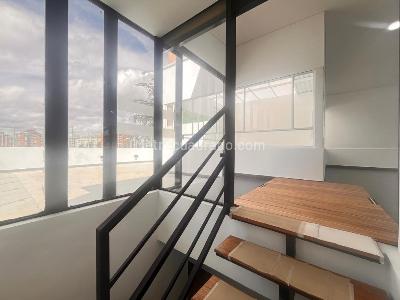 Casa de 5 alcobas en arriendo en Estoril, Bogotá, 434 m² · foto 10 de 20