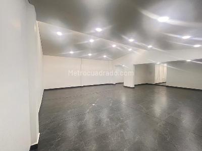 Casa de 5 alcobas en arriendo en Estoril, Bogotá, 434 m² · foto 19 de 20