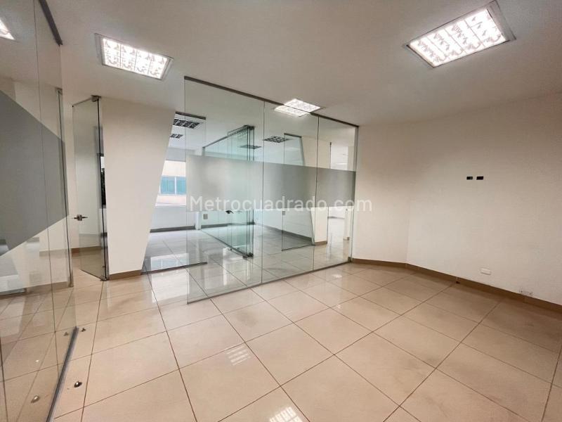 Consultorio en Venta, Chico Norte, Bogotá D.C. - Vista 2