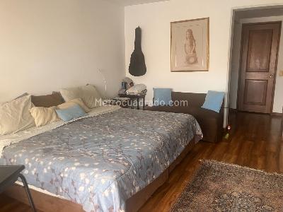Apartamento de 3 alcobas en venta en Chico Navarra, Bogotá, 164 m² · foto 14 de 20