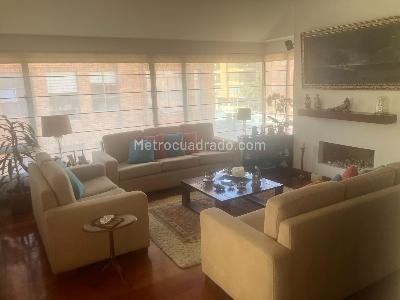 Apartamento de 3 alcobas en venta en Chico Navarra, Bogotá, 164 m² · foto 3 de 20
