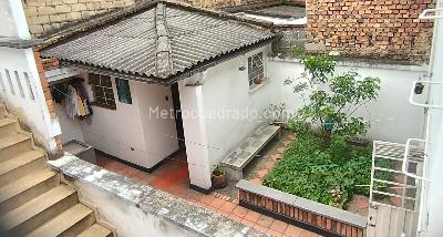 Casa de 5 alcobas en venta en Salazar Gomez, Bogotá, 262 m² · foto 8 de 14