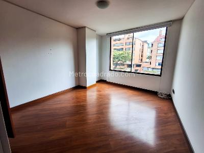 Apartamento en venta en Santa Barbara Central, Bogotá · foto 15 de 19
