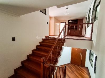 Apartamento en venta en Santa Barbara Central, Bogotá · foto 6 de 19