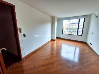 Apartamento en venta en Santa Barbara Central, Bogotá · foto 8 de 19