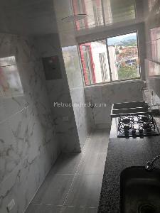 Apartamento en venta en Altos De Corales, Pereira · foto 3 de 14