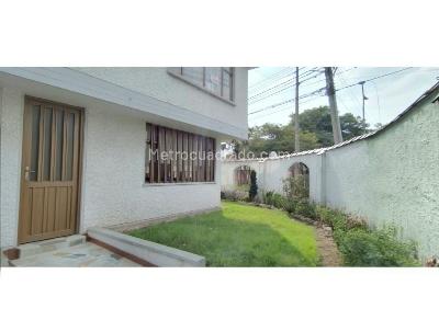 Casa de 5 alcobas en venta en Salitre Greco, Bogotá, 286 m² · foto 3 de 19