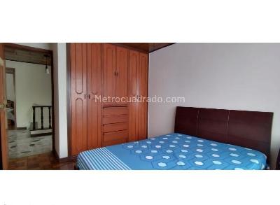 Casa de 5 alcobas en venta en Salitre Greco, Bogotá, 286 m² · foto 14 de 19