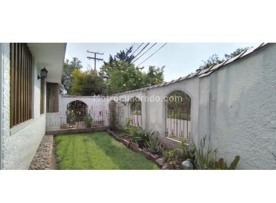 Casa de 5 alcobas en venta en Salitre Greco, Bogotá, 286 m² · foto 2 de 19