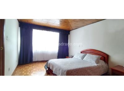 Casa de 5 alcobas en venta en Salitre Greco, Bogotá, 286 m² · foto 8 de 19