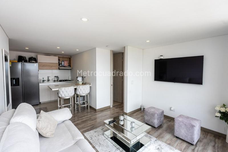 Piso – Bogotá D.C. - Más