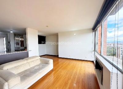 Apartamento en venta en Santa Teresa Calle 168, Bogotá · foto 2 de 14