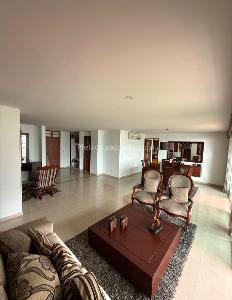 Apartamento de 3 alcobas en venta en La Pola, Ibagué, 188 m² · foto 2 de 19