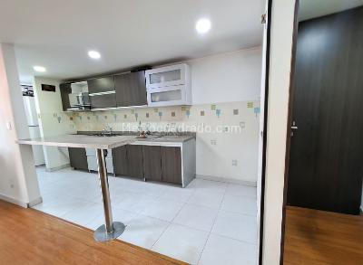 Apartamento en venta en Cedritos, Bogotá · foto 4 de 16