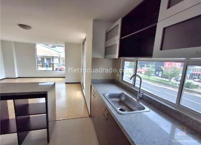 Apartamento en venta en Cedritos, Bogotá · foto 3 de 12