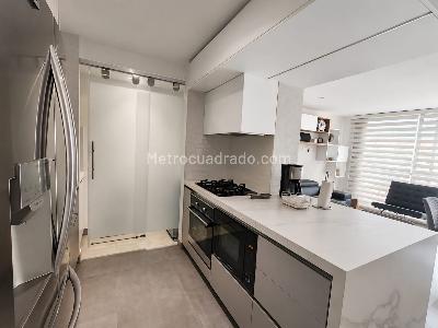 Apartamento en venta en Cedritos, Bogotá · foto 3 de 10