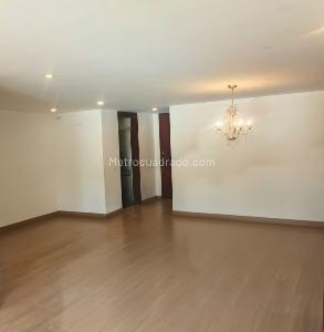 Apartamento de 3 alcobas en venta en Contador Cedritos, Bogotá, 121 m² · foto 5 de 14