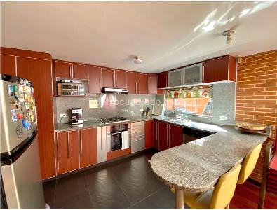 Casa de 3 alcobas en venta en Contador Cedritos, Bogotá, 200 m² · foto 14 de 20