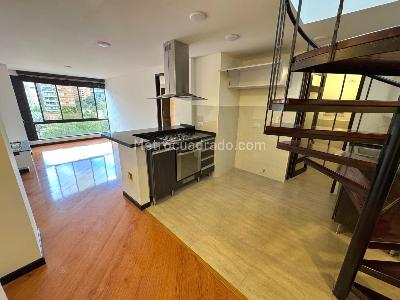 Apartamento de 1 alcoba en venta en Lisboa Cedritos, Bogotá, 102 m² · foto 3 de 15