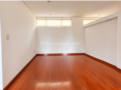 Apartamento en venta en Nueva Autopista, Bogotá · foto 9 de 17