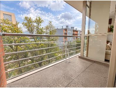 Apartamento en venta en Nueva Autopista, Bogotá · foto 3 de 17