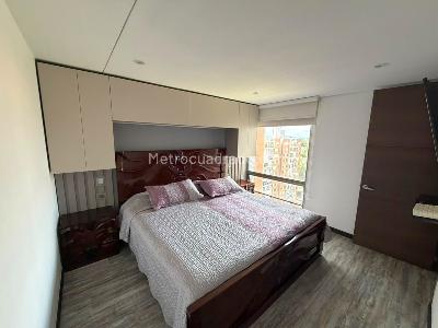 Apartamento de 3 alcobas en venta en La Esperanza Modelia, Bogotá, 88 m² · foto 6 de 8