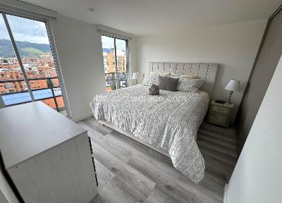 Apartamento de 3 alcobas en venta en Cedritos, Bogotá, 118 m² · foto 10 de 16