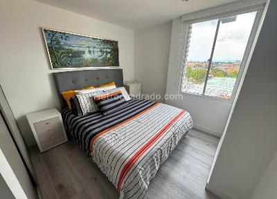Apartamento de 3 alcobas en venta en Cedritos, Bogotá, 118 m² · foto 13 de 16