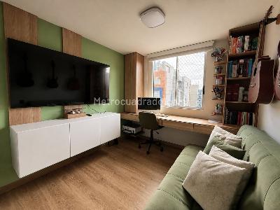 Apartamento de 3 alcobas en venta en Cedritos, Bogotá, 93 m² · foto 2 de 18