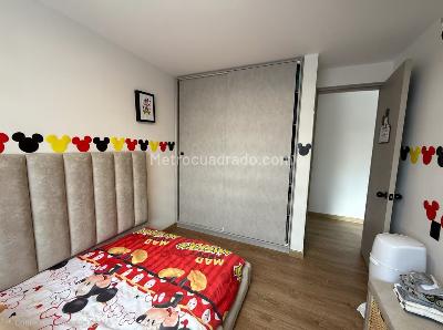 Apartamento de 3 alcobas en venta en Cedritos, Bogotá, 93 m² · foto 12 de 18