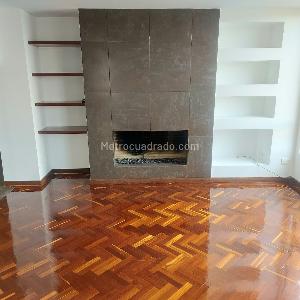 Apartamento de 4 alcobas en venta en Bella Suiza, Bogotá, 211 m² · foto 5 de 20
