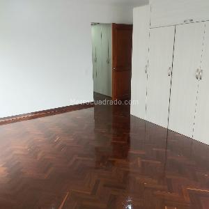 Apartamento de 4 alcobas en venta en Bella Suiza, Bogotá, 211 m² · foto 14 de 20